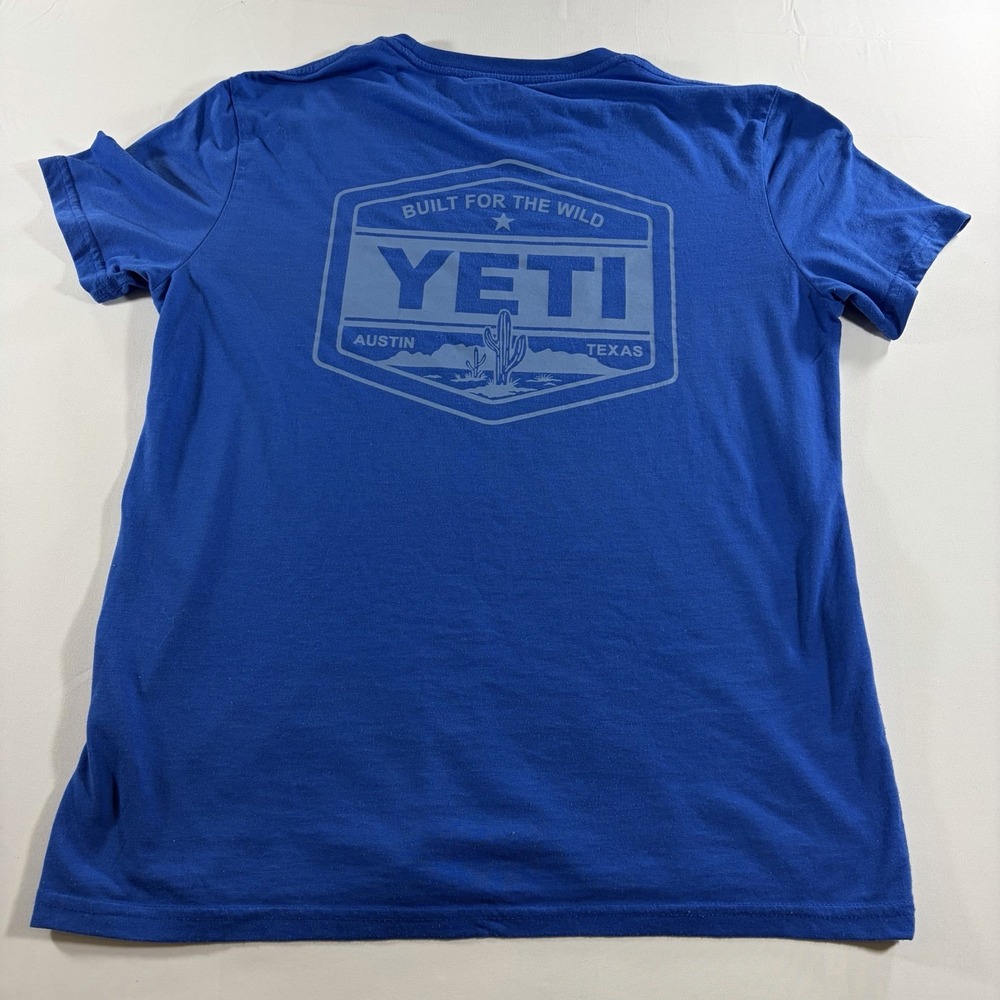 YETI Built For The Wild T-Shirt Mens Small Blue Austin Texas Graphic Logo Tee